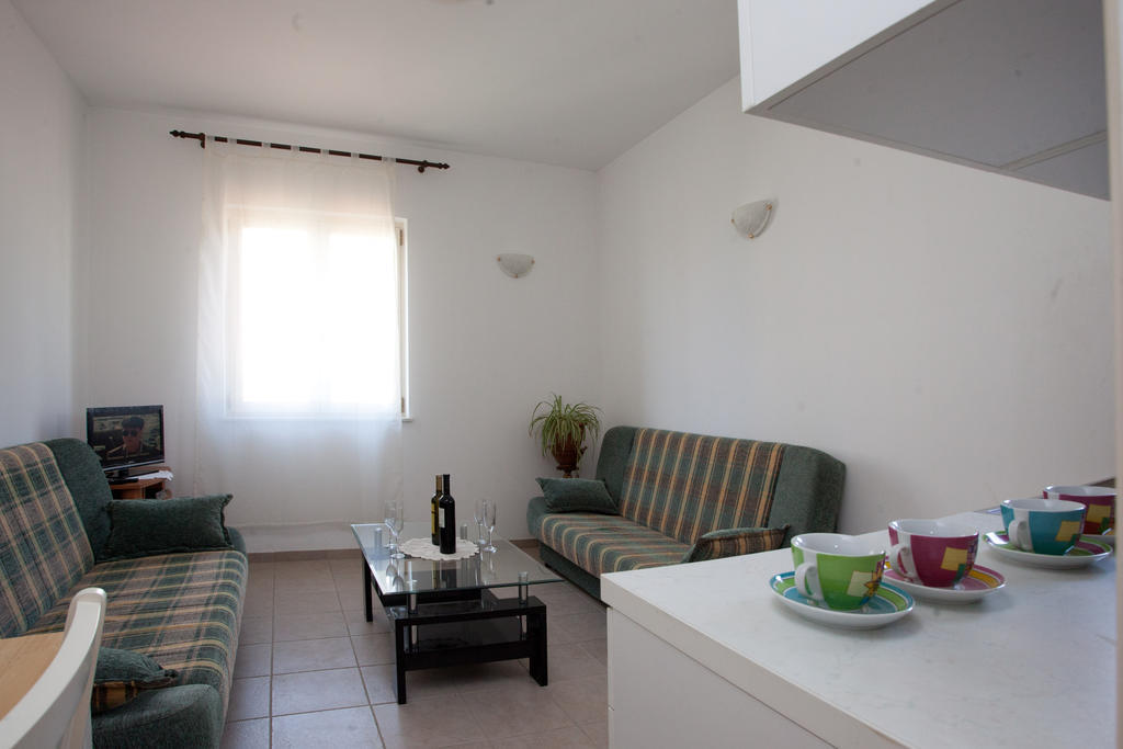 Yacht Beach Apartments Kaštela Rum bild